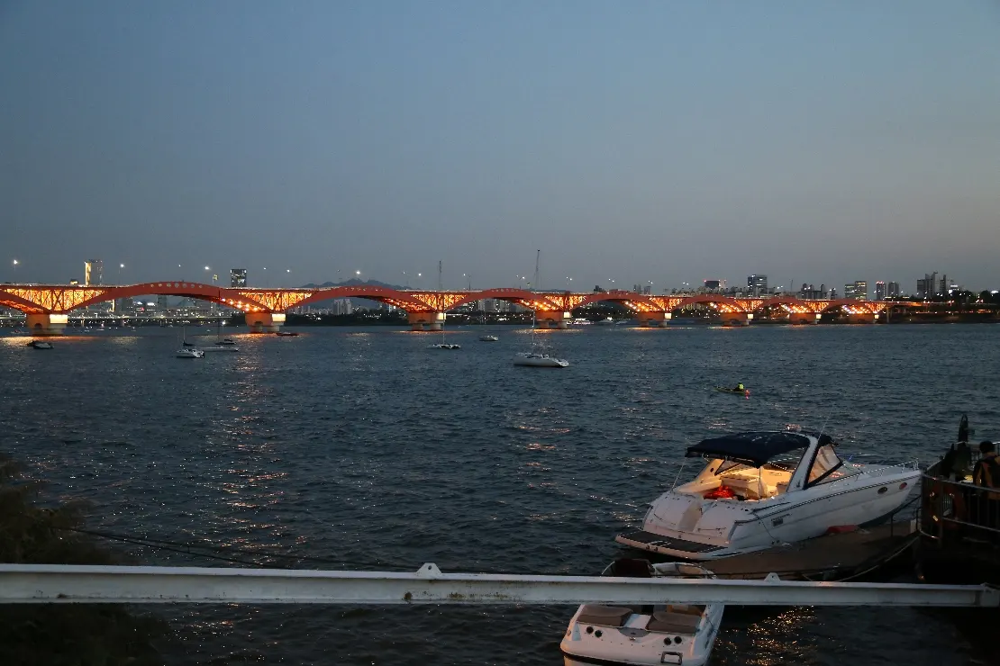 Han River midnight